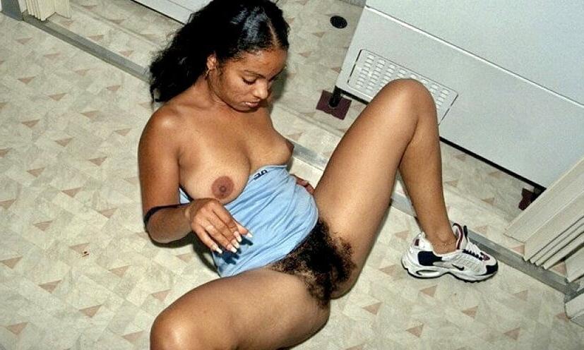 25P Very hairy amateurs bush 4