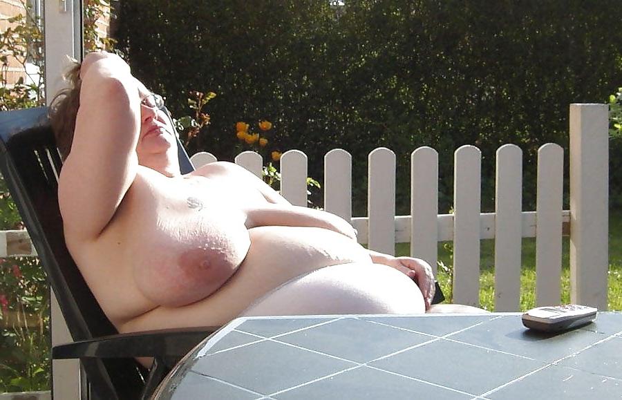 20P Busty women 245 (Saggy tits special)