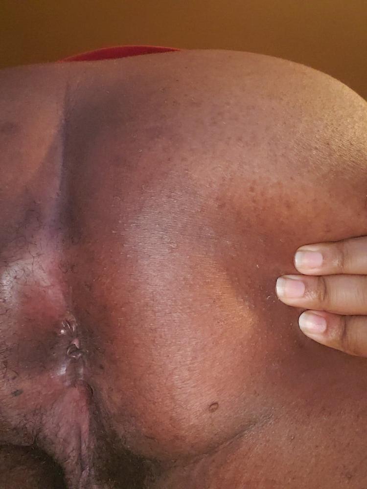12P saggy black tits