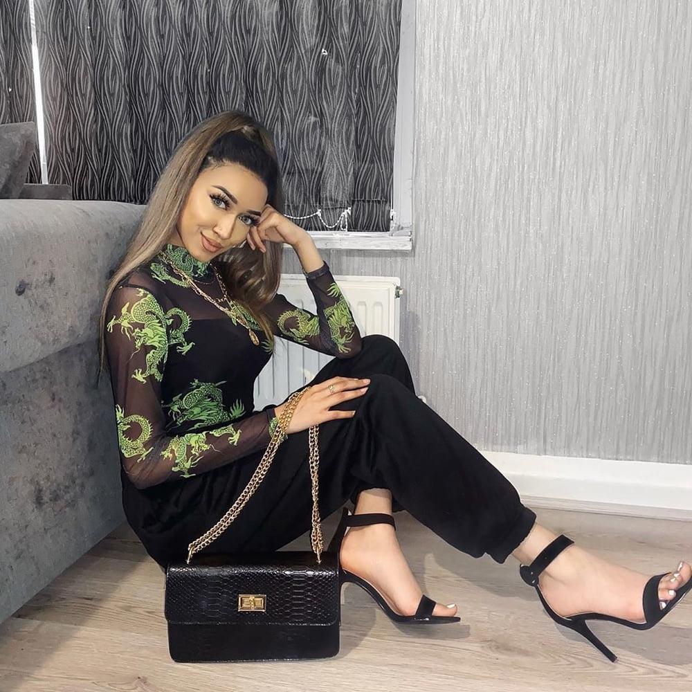 25P Paki Bengali sexy feet