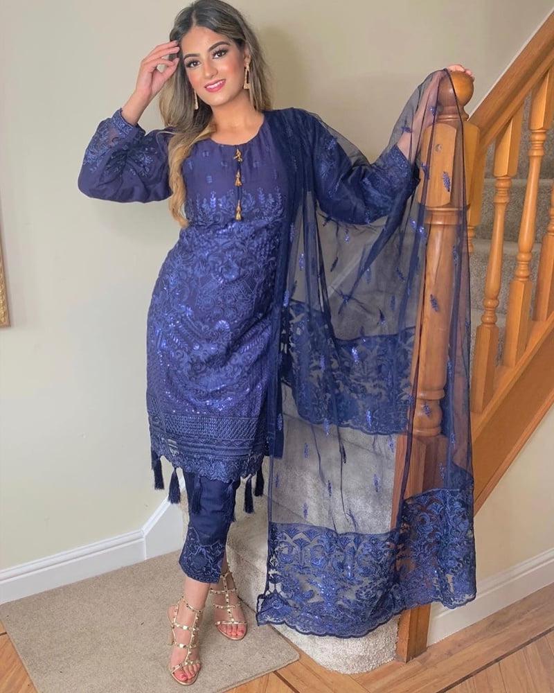 25P Paki Bengali sexy feet