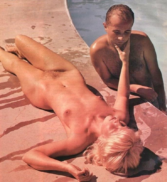 25P Thickasabricks Nudist 174