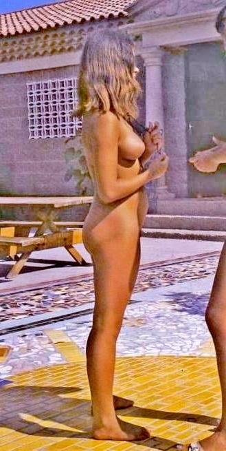 25P Thickasabricks Nudist 174