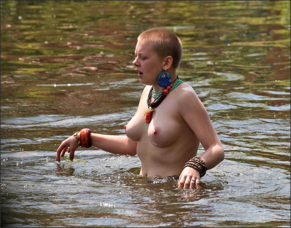 25P Amateur Nudist FKK 42
