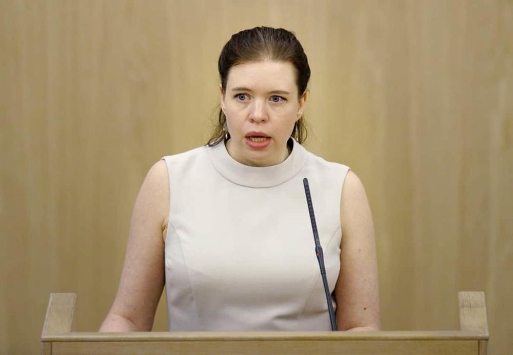 12P Huge tits Finnish MILF MP Anna Kontula