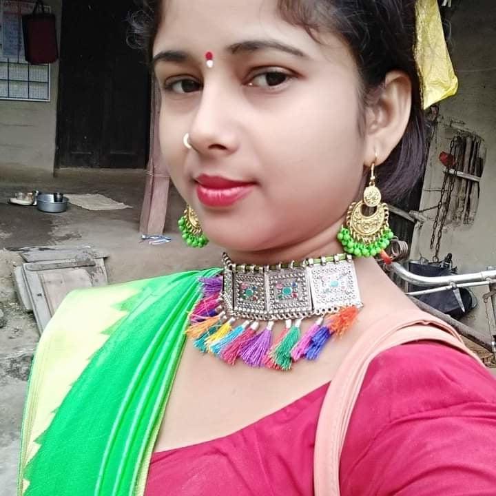 12P Some nude pics of swet Bhabhi