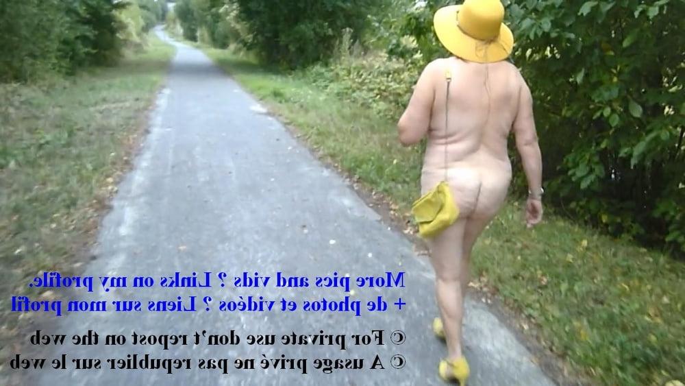 11P Nude walks