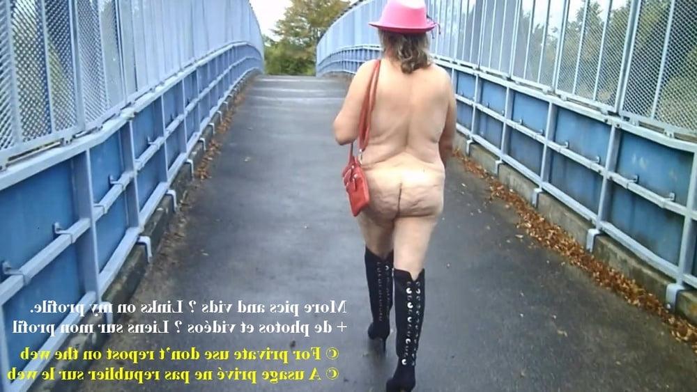11P Nude walks