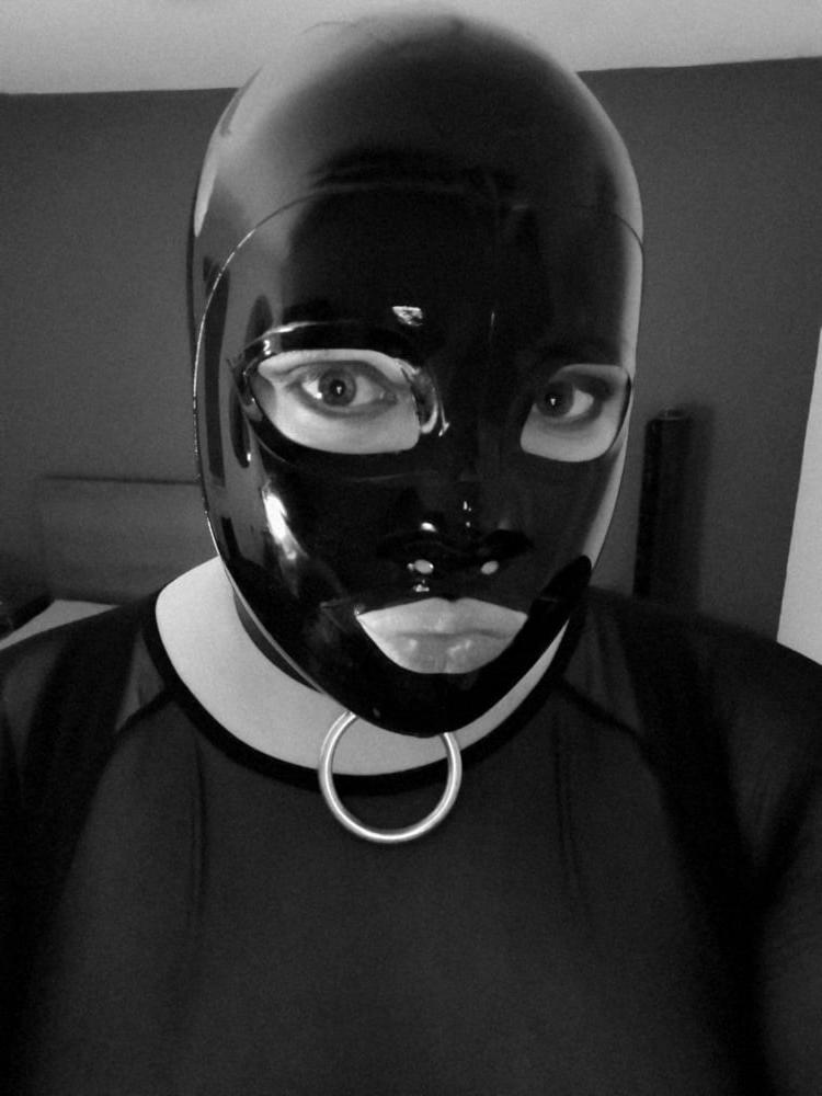 17P Mistress and a Latex Slut