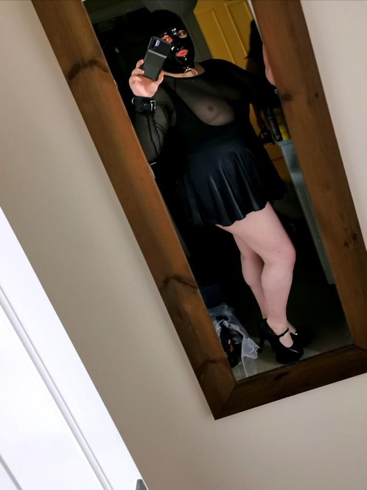 17P Mistress and a Latex Slut