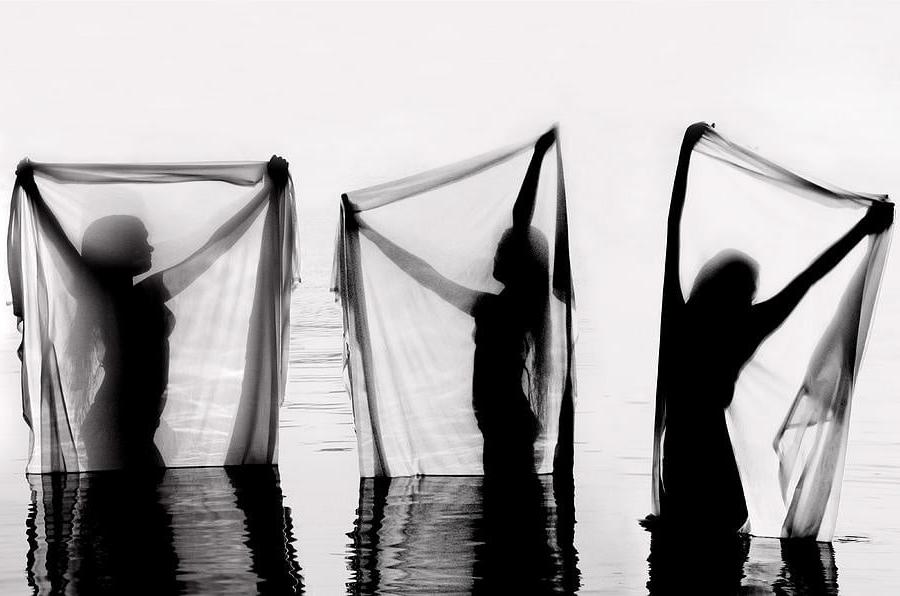 8P Black and white woman