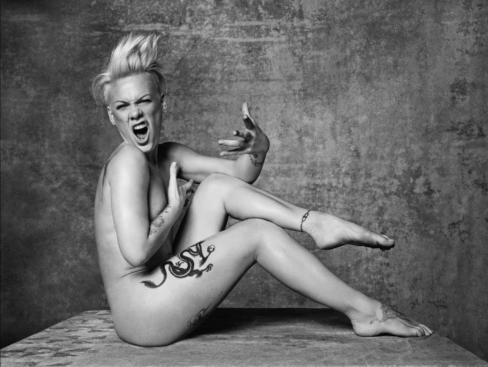 5P Pink - Nude Shoot