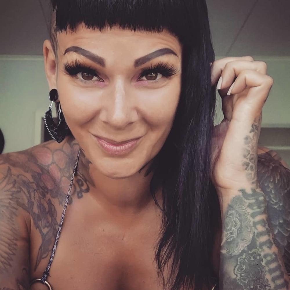 12P Finnish hottie Susanna