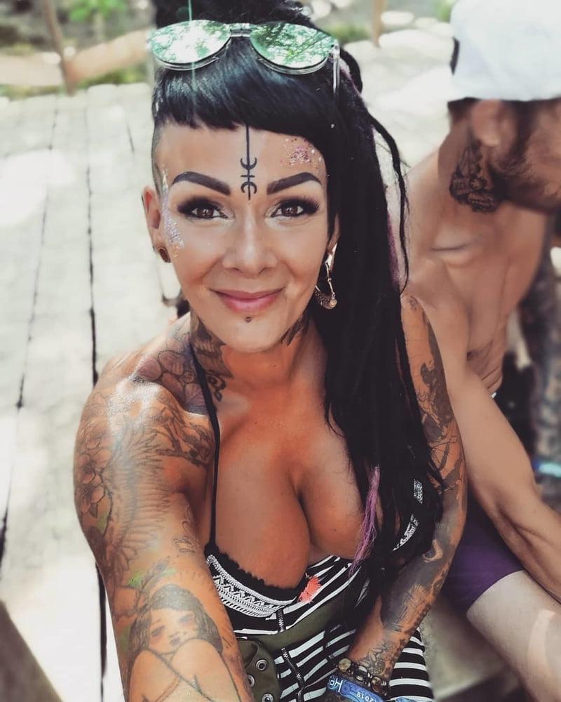 12P Finnish hottie Susanna
