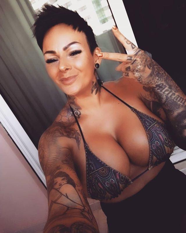 12P Finnish hottie Susanna