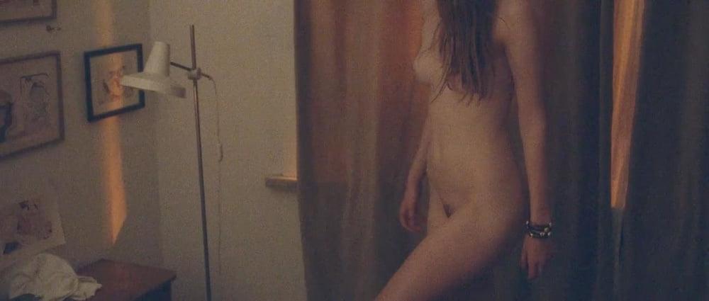25P Mia Goth nude (ass, pussy, boobs)