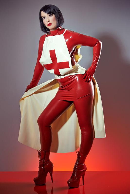25P Latex slave dreams