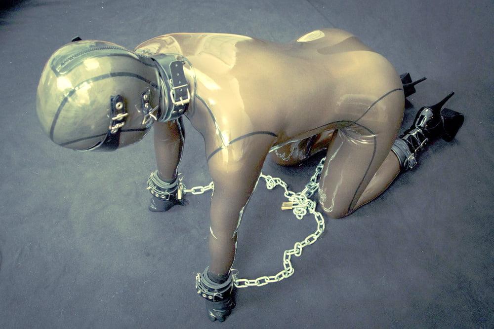 25P Latex slave dreams