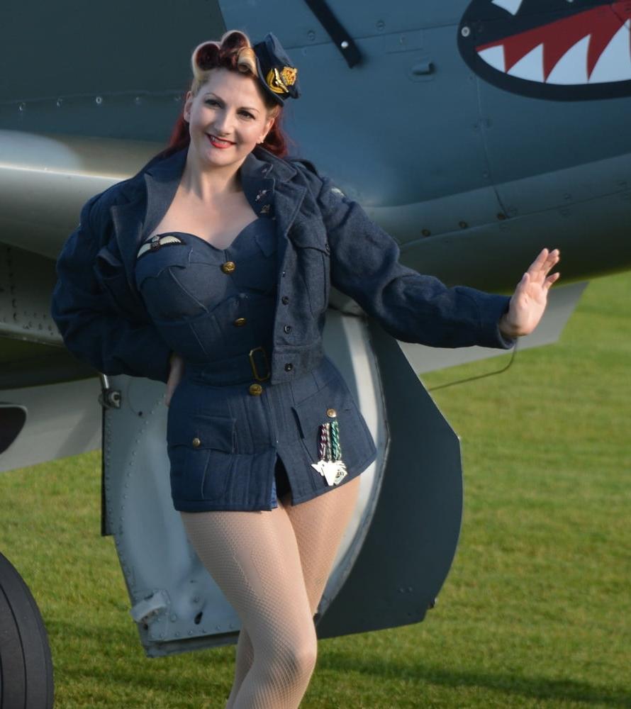 25P Goodwood Revival 01 - Posh Cunts in Nylon
