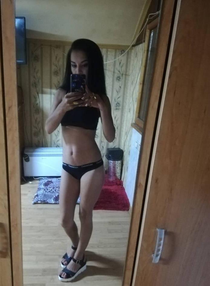 21P gipsy bulgarian petite escort (anal performer)