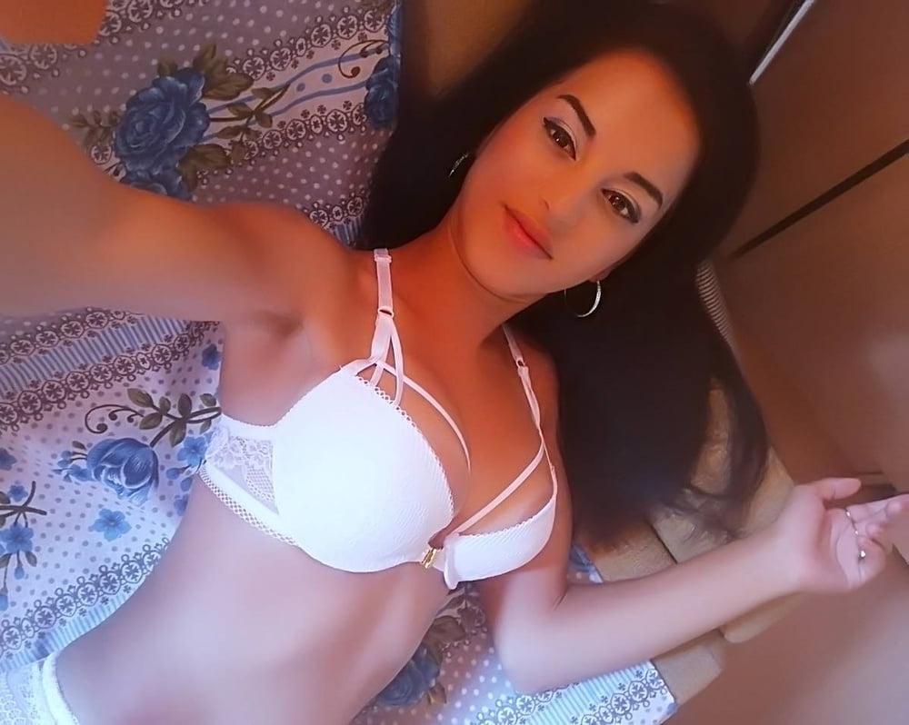 21P gipsy bulgarian petite escort (anal performer)