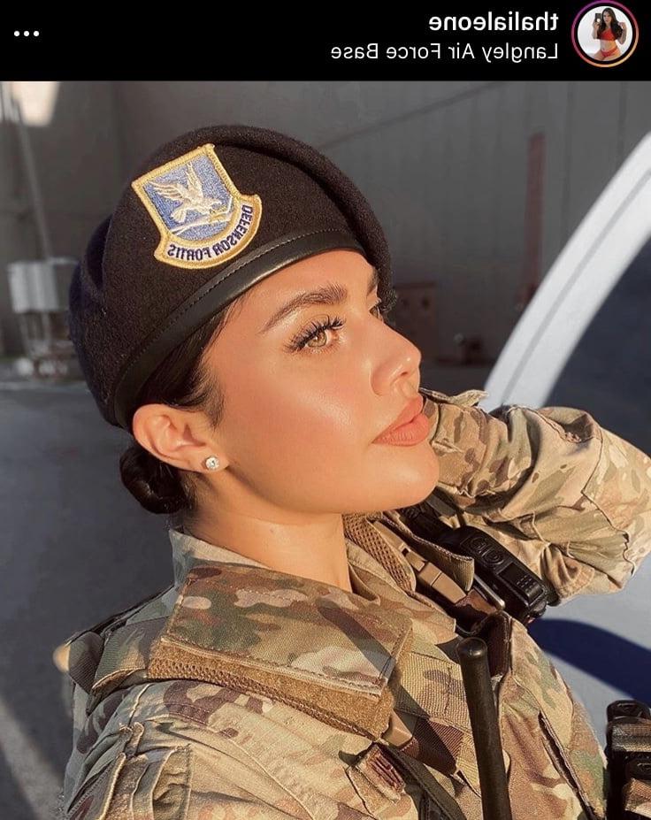 15P BAD BITCHES IN UNIFORM