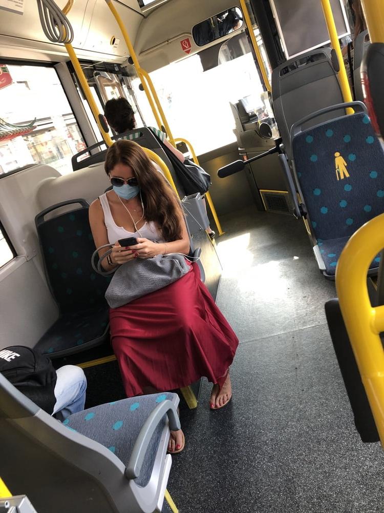 19P Huge Tits in Frankfurter Bus Line 39