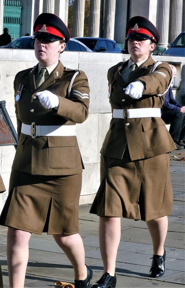 25P Pantyhosed Cunts in Uniform 02