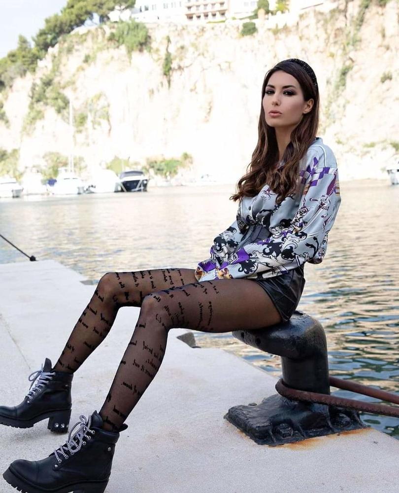 23P Teens &amp; Babes with Pantyhose Candid Nylon Stockings