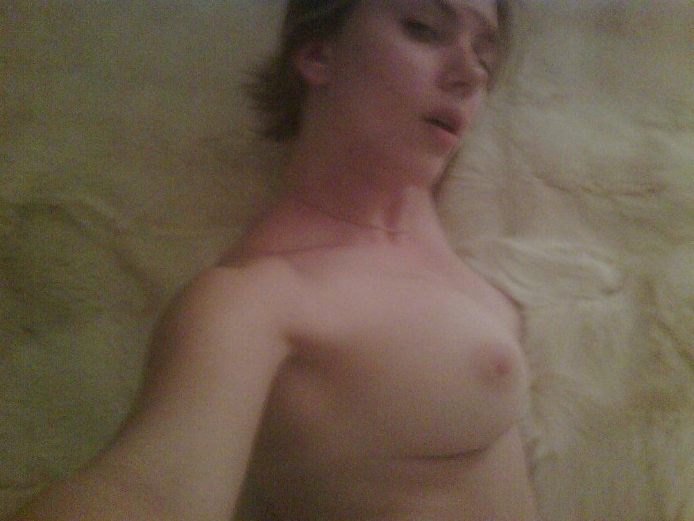 13P Scarlett Johansson Nude