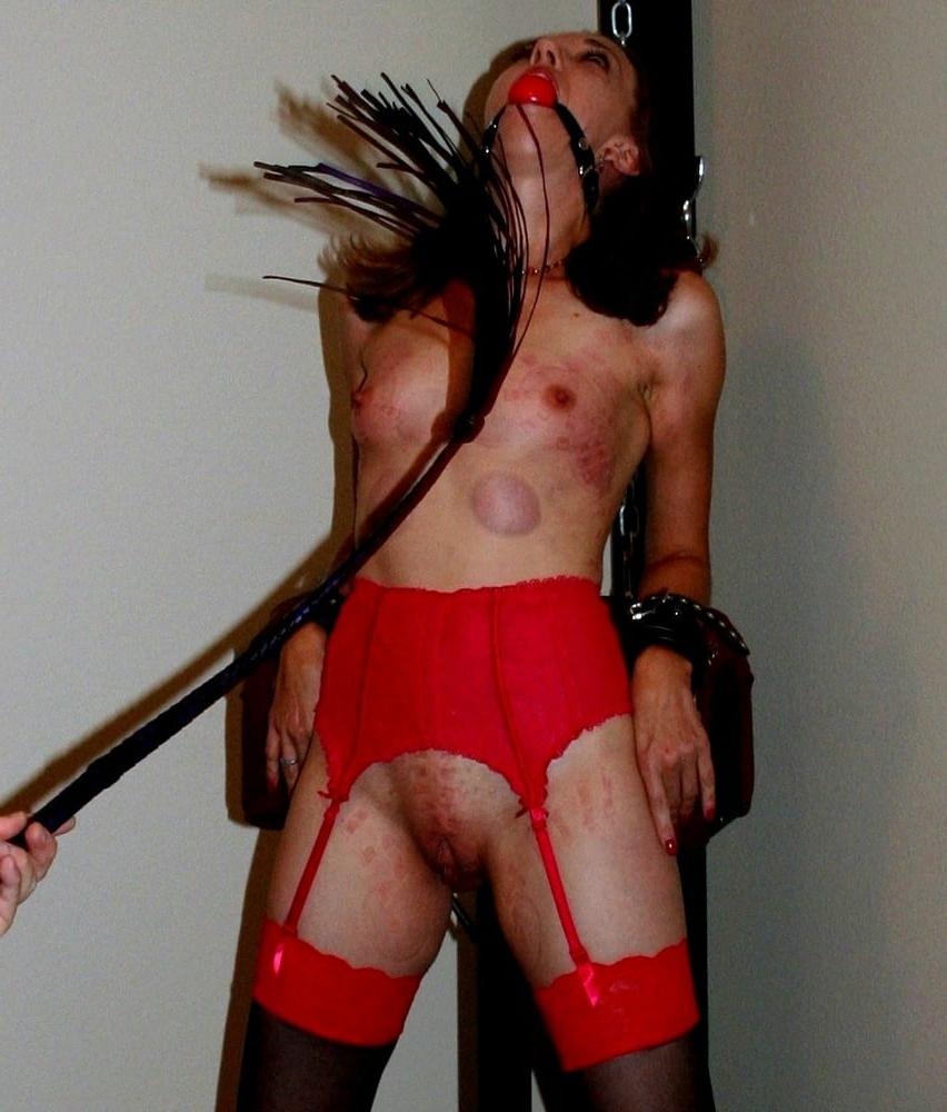 25P BDSM slut wife Jennifer. Pain mixed with pleasure.