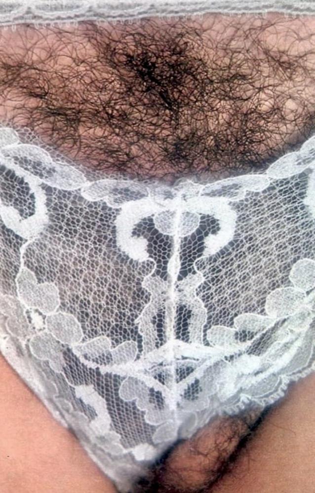 20P Very hairy Amateurs bush