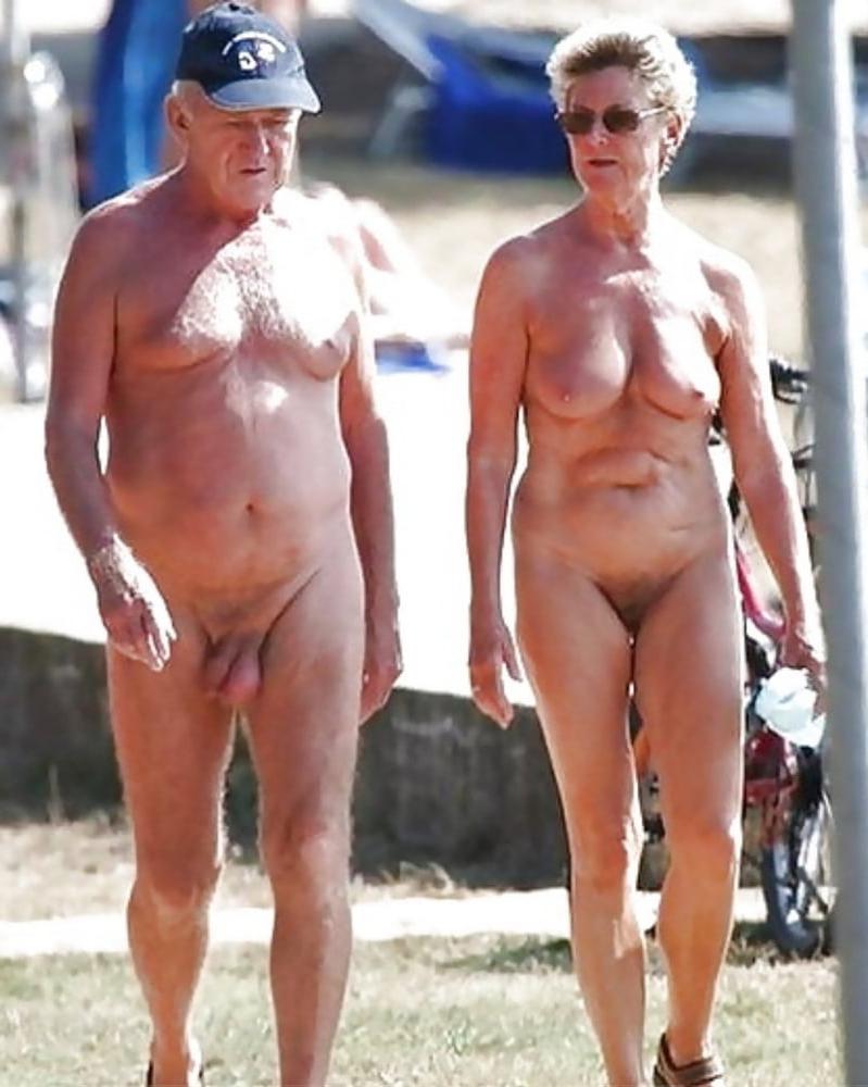 12P FKK Nudist Grannys