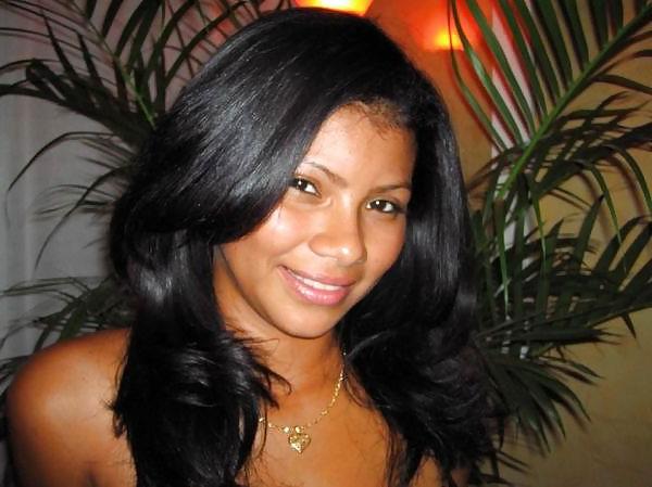 25P LATINA FEVER II