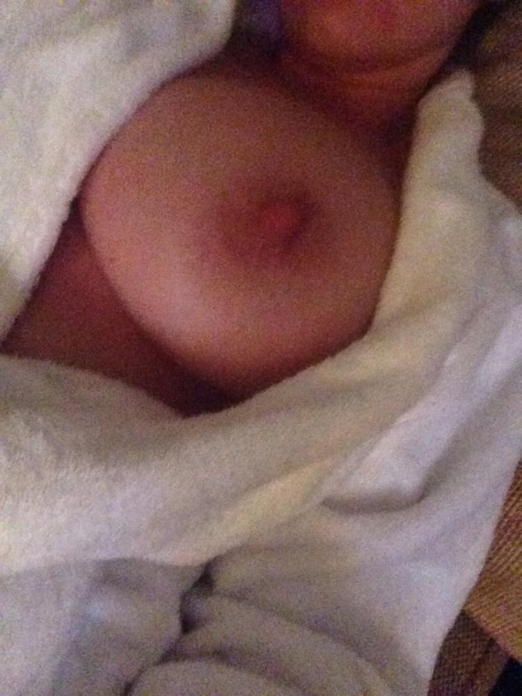 25P Kelly Brook Nude
