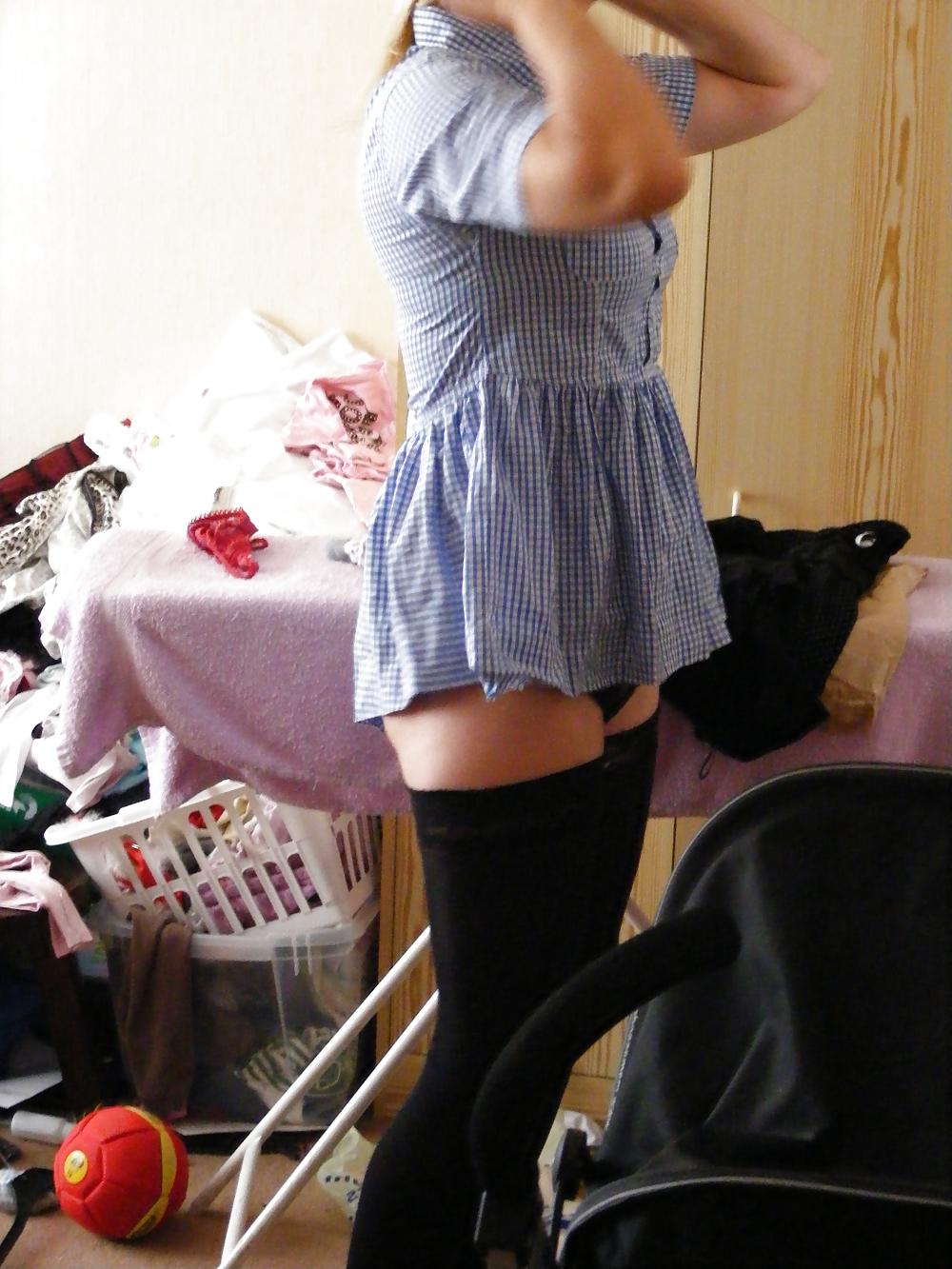 12P Blonde school girl 
