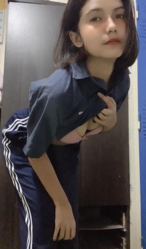 25P Thai Student Nude