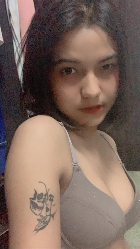 25P Thai Student Nude