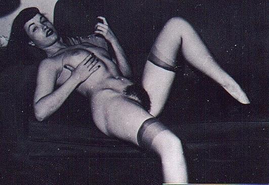 25P Betty Page Nude