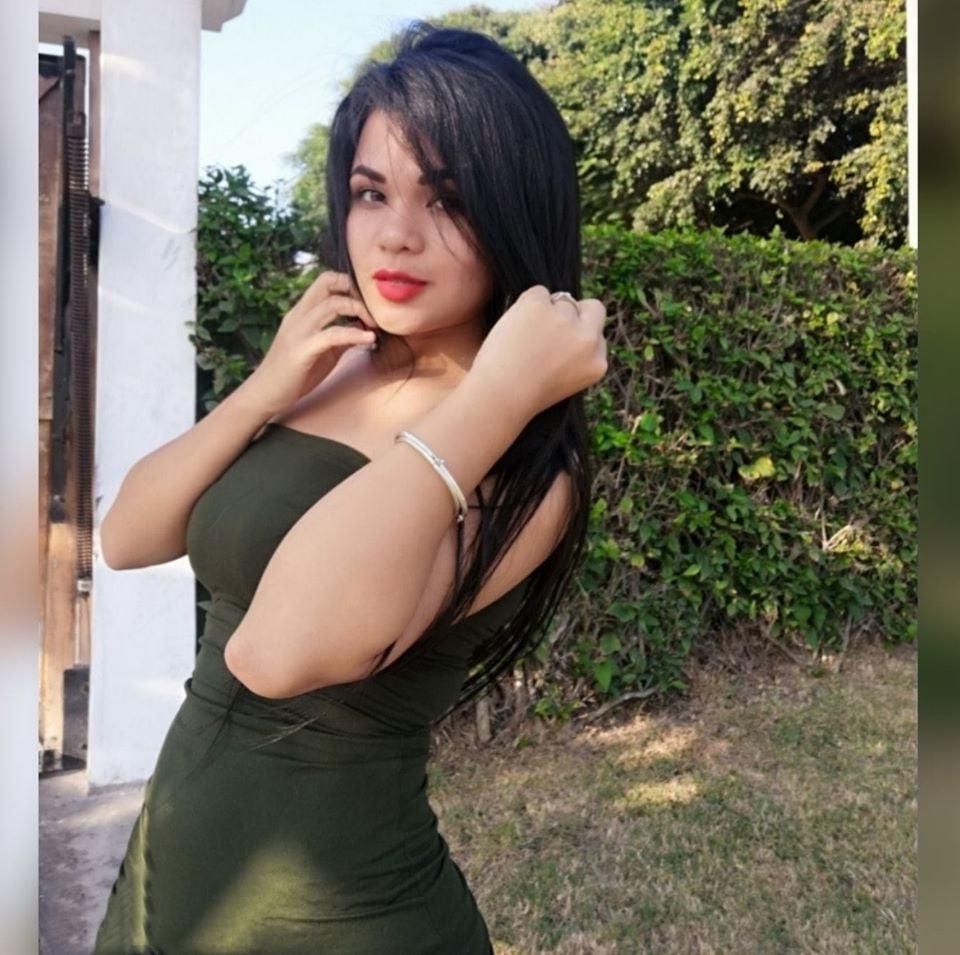 25P Juliana Ledesma Latina SEXY PERUANA ARDIENTE