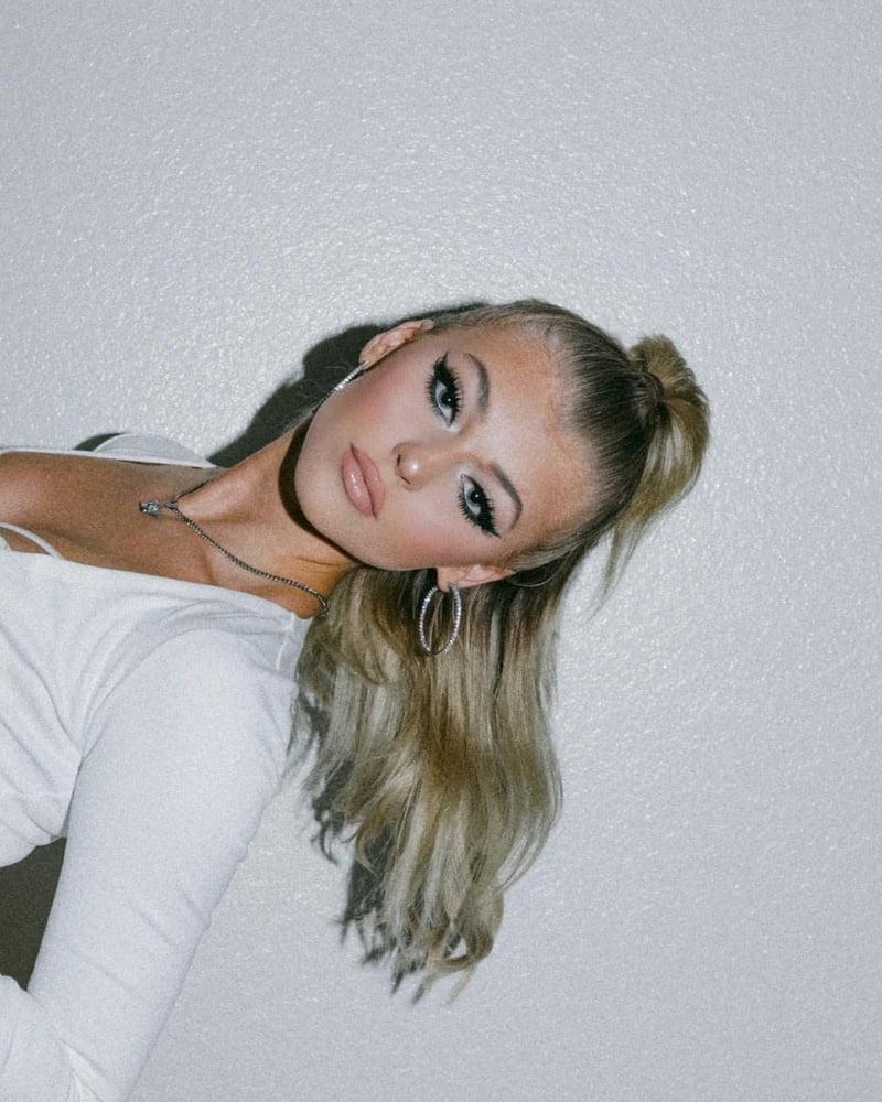 7P Loren Gray is White Hot