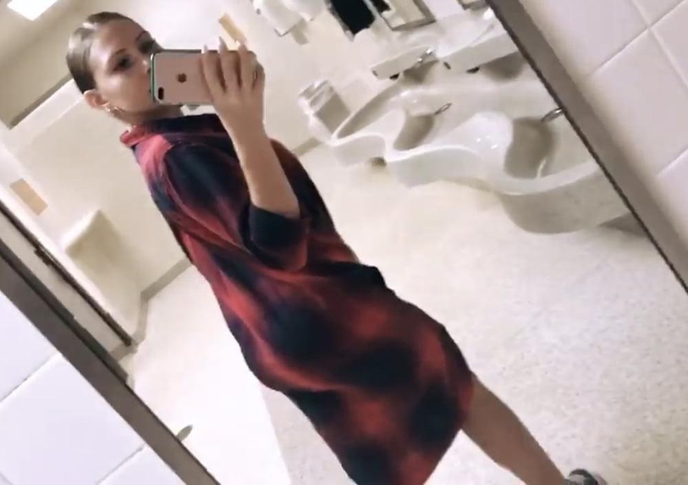 25P Slutty White Girl! (Comment What you would do to her)