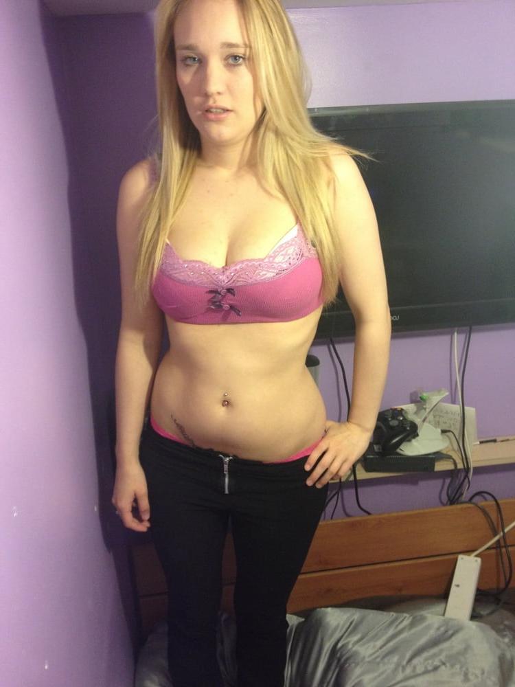 25P Blond Big Tits Teen Sucks