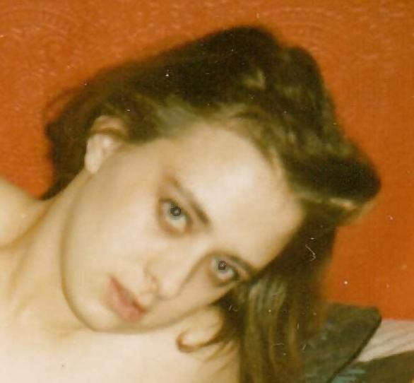 25P Old School Brunette Wives