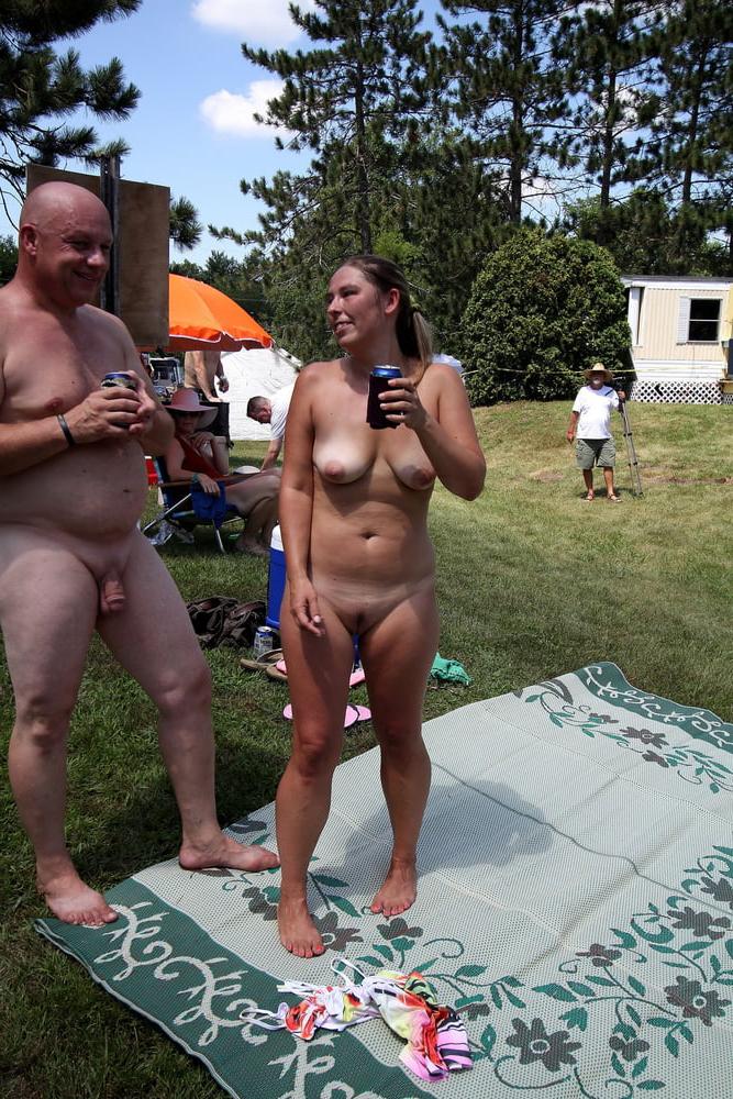 25P Nude Outdoor 042