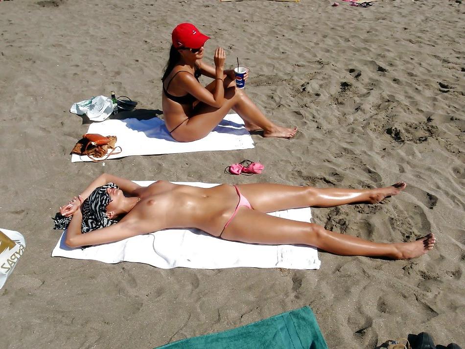 25P Nudist :)