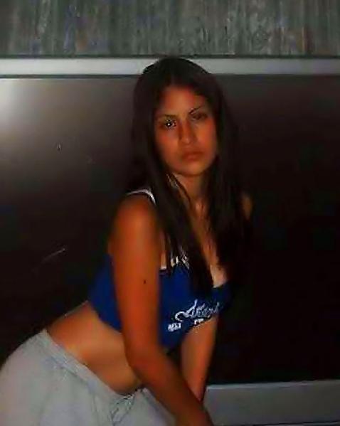 15P Sexy latina gf