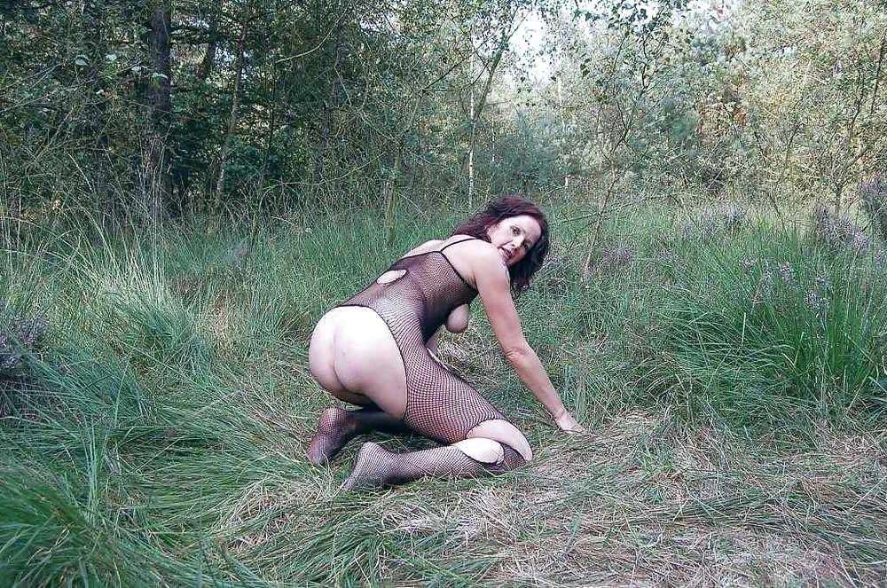 13P Fishnet Mature2