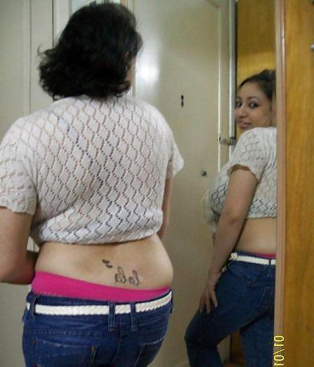 12P Arab girls