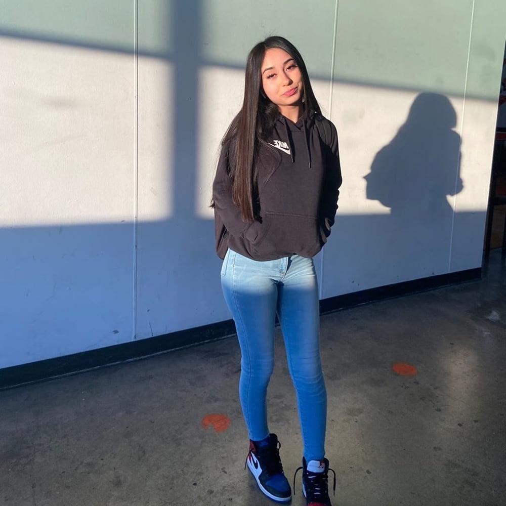 25P Alexia latina teen